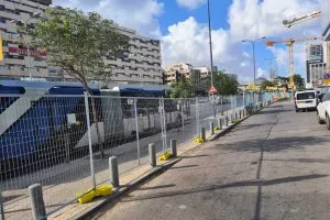 גדר מחסומית ניידת