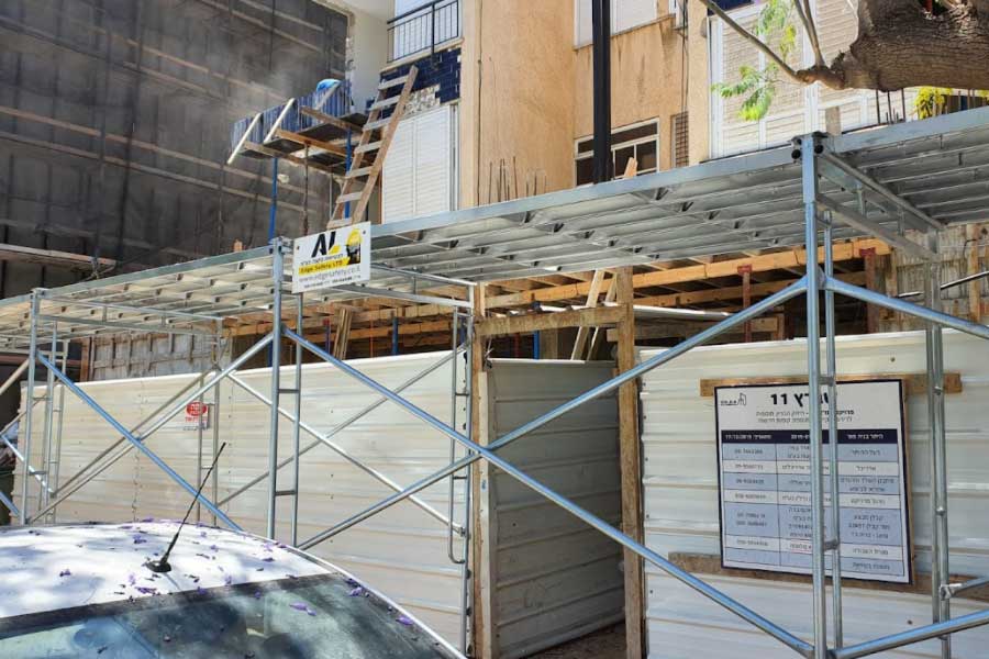 מעבר בטוח בבניינים הנמצאים בבנייה – לאפשר לדיירים גישה מלאה לדירותיהם