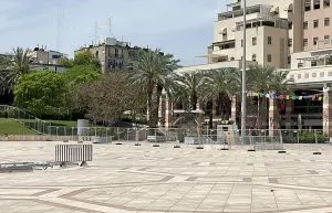 גדר ניידת בכפר סבא